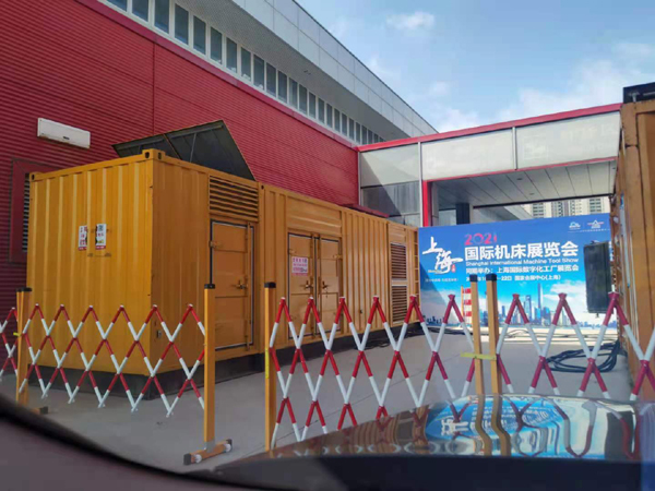 乌兰浩特出租发电机-柴油发电机和汽油发电机哪个更好一些?