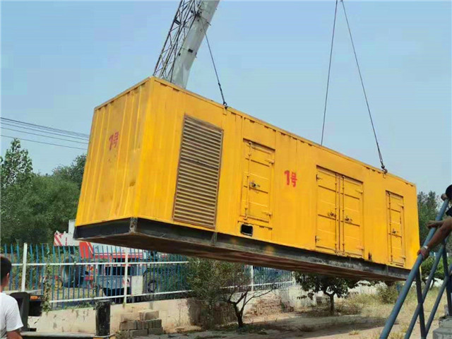 乌兰浩特300KW柴油发电机组油耗是多少?